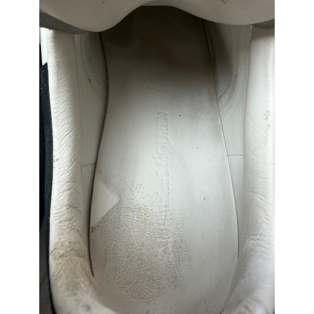 Alexander McQueen White Leather Sneakers with Black Heel - Picture 15 of 16